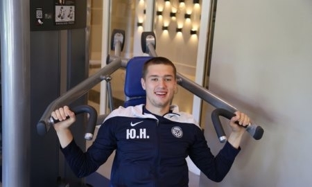 Фоторепортаж с занятий «Иртыша» в тренажерном зале