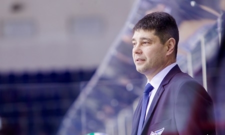Алик Гареев: «Проиграли матч из-за второго периода, попались на контратаках»