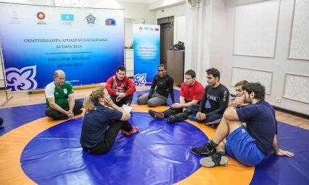 Первые международные тренерские курсы проходят в Астане
