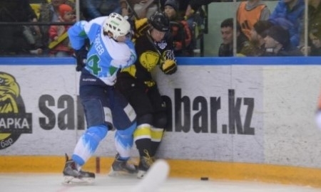 «Сарыарка» уступила «Торосу» в четвертом матче 1/4 плей-офф ВХЛ