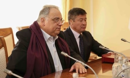 Президент Международной федерации борьбы прибыл в Астану 