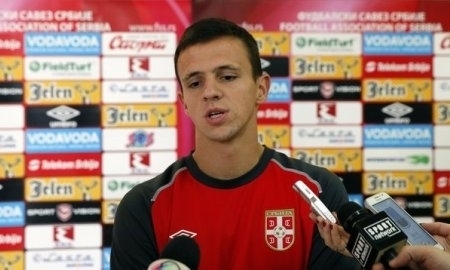 Максимович дебютировал за Сербию
