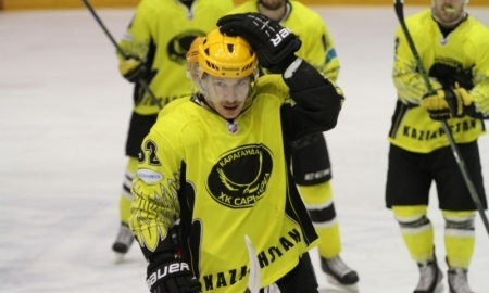 «Сарыарка» начала с поражения в полуфинале плей-офф ВХЛ