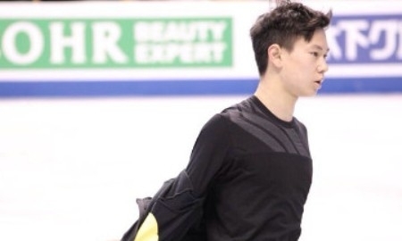 Фанаты Дениса Тена запустили в соцсети флешмоб в поддержку кумира на проходящем первенстве мира