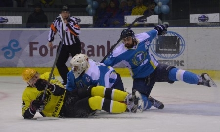 Фоторепортаж с матча плей-офф ВХЛ «Торпедо» — «Сарыарка» 1:2 ОТ