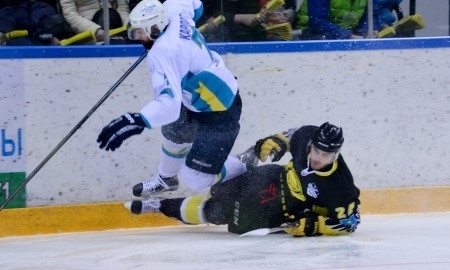 Видеообзор матча плей-офф ВХЛ «Сарыарка» — «Торпедо» 4:1