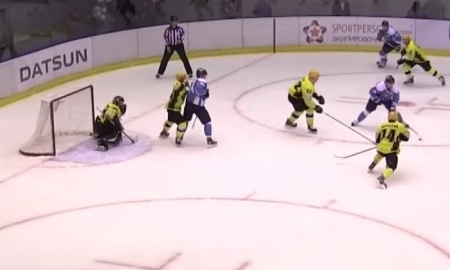 Видеообзор матча плей-офф ВХЛ «Торпедо» — «Сарыарка» 1:2 ОТ