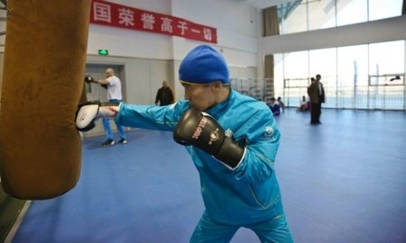 Фоторепортаж с тренировок сборной Казахстана перед стартом лицензионного турнира в Китае