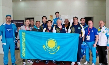 Министр культуры и спорта РК поздравил боксеров с олимпийскими лицензиями