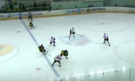 Видео матча плей-офф ВХЛ «Сарыарка» — «Нефтяник» 1:2 ОТ