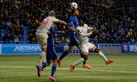 Матчи третьего тура Премьер-Лиги посетили 22 000 зрителей