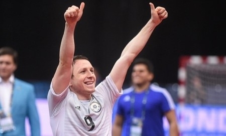 Александр Довгань: «Я верю, что болельщики будут рядом с нами в матче с Польшей»