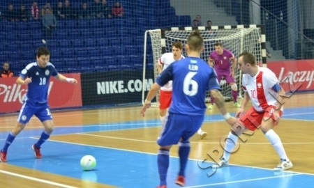 <strong>Трансляция стыкового матча чемпионата мира — 2016 Казахстан — Польша</strong>