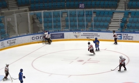 Юные хоккеисты Астаны и Челябинска провели товарищеский матч
