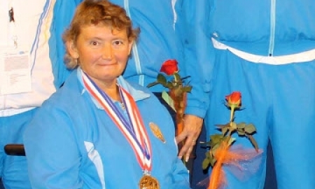 Арыстанбек Мухамедиулы поздравил пловчиху Зульфию Габидуллину с тремя мировыми рекордами