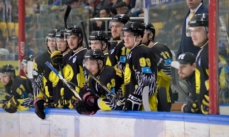 Фоторепортаж с матча плей-офф ВХЛ «Сарыарка» — «Нефтяник» 2:3 ОТ