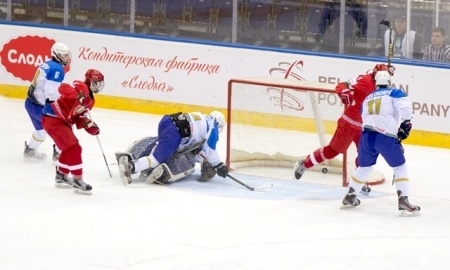 Фото с матча юниорского чемпионата мира Беларусь — Казахстан 5:2