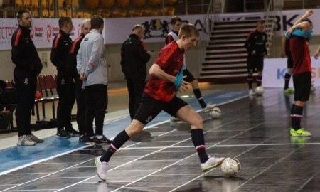 Фоторепортаж с предыгровых тренировок Казахстана и Польши 