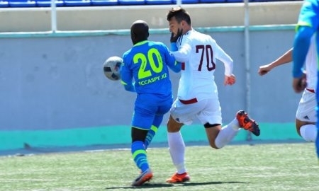 Фоторепортаж с матча Первой лиги «Каспий» — «Алтай» 0:1