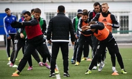 Фоторепортаж с тренировки «Акжайыка»