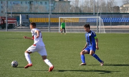 Фоторепортаж с матча Первой лиги «Алтай» — «Махтаарал» 1:2 