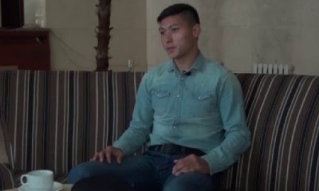 Вышел второй выпуск программы «Вне игры» с Бауыржаном Турысбеком