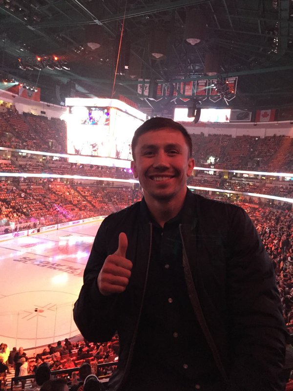 Геннадий Головкин посетил матч плей-офф НХЛ