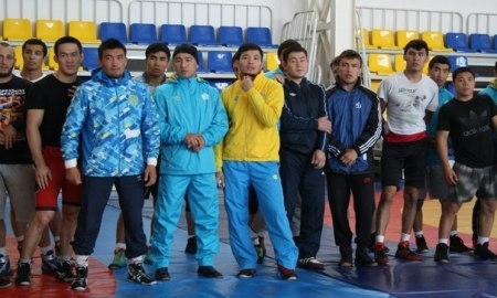 Сборная Казахстана приступила к УТС в Таразе