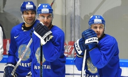 Казахстанские хоккеисты уверенно победили Францию