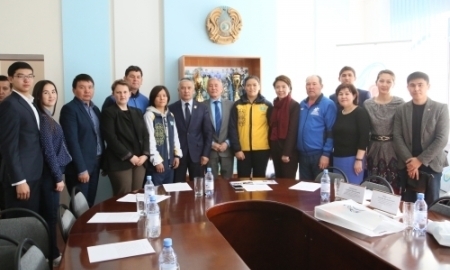 Ляззат Кунгейбаева и Сания Султанкызы встретились со студентами ЕНУ