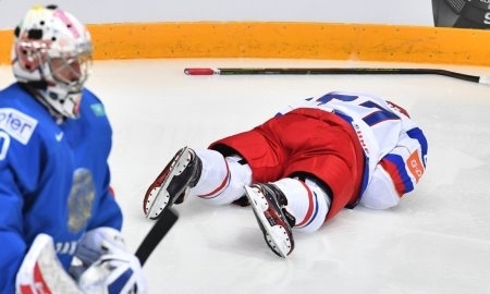 Хоккеист сборной России Панарин получил травму в матче с командой Казахстана