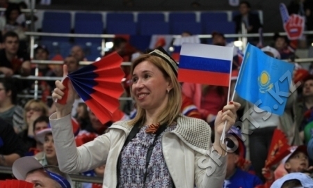 Матч Казахстан — Россия посетили 10 122 зрителя