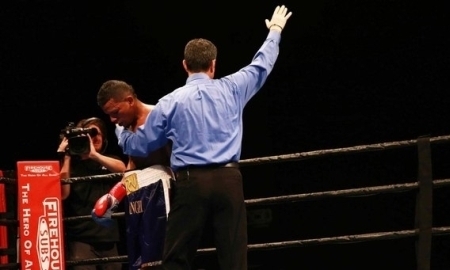 Соперник Ислама после боя был доставлен в больницу