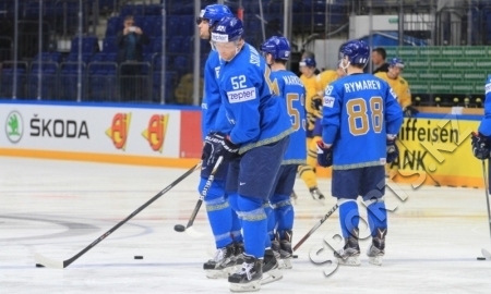 Казахстан минимально уступает Чехии после первого периода