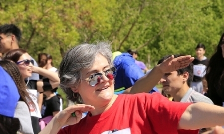 Посол Великобритании приняла участие в благотворительном забеге в Астане