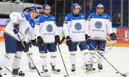 Казахстан пропустил три шайбы от Дании в первом периоде