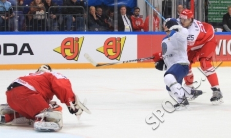 Казахстан уступает Дании со счетом 1:4 после второго периода