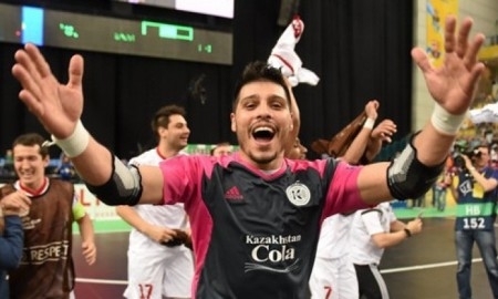 Игита — лучший голкипер мира