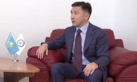 Казахстанские блогеры посоветовали Кожагапанову пожаловаться Папе Римскому