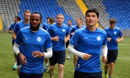 «Иртыш» провел предыгровое занятие на «Астана Арена»