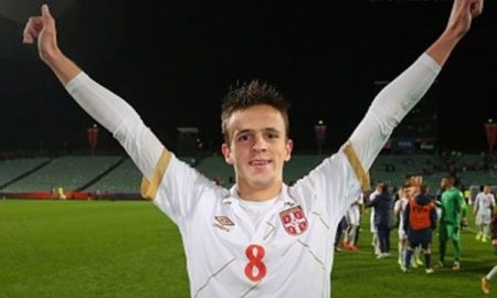 Максимович отыграл весь матч с Кипром