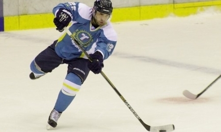 Хоккеист «Торпедо» Канарский перешел в «Дизель» 