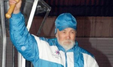 Казахстанский 70-летний гиревик завоевал две золотые медали на чемпионате Европы