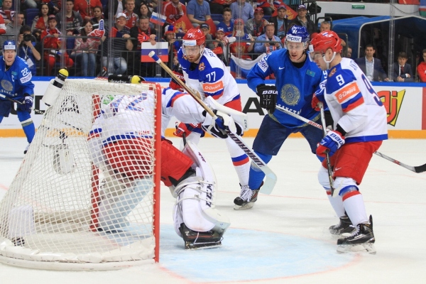 Никита Иванов: «Паша Дацюк против меня на первом же вбрасывании — раньше я этих людей видел только по телевизору»