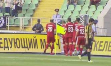 Видео гола Руслана Валиуллина в матче Премьер-Лиги «Кайрат» — «Акжайык»