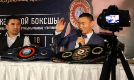 Канат Ислам встретился с болельщиками