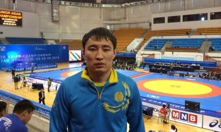 Мамбетбаев назначен старшим тренером «молодежки»