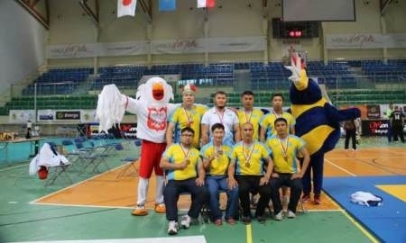Мангистаусцы заняли третье место  на международном турнире по волейболу сидя