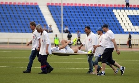 Ахметов пропустит несколько недель