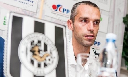 Ирсака хотят вернуть в Чехию